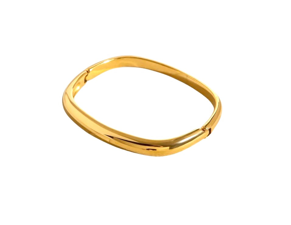 Ada Bangle