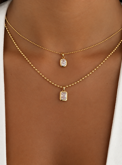 Collar Elara
